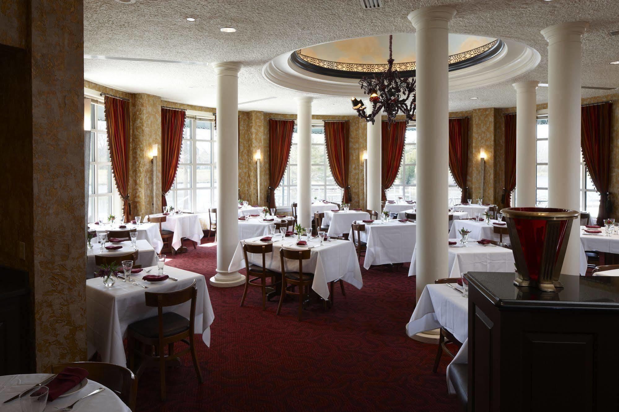 Inn On Woodlake Kohler Exterior photo